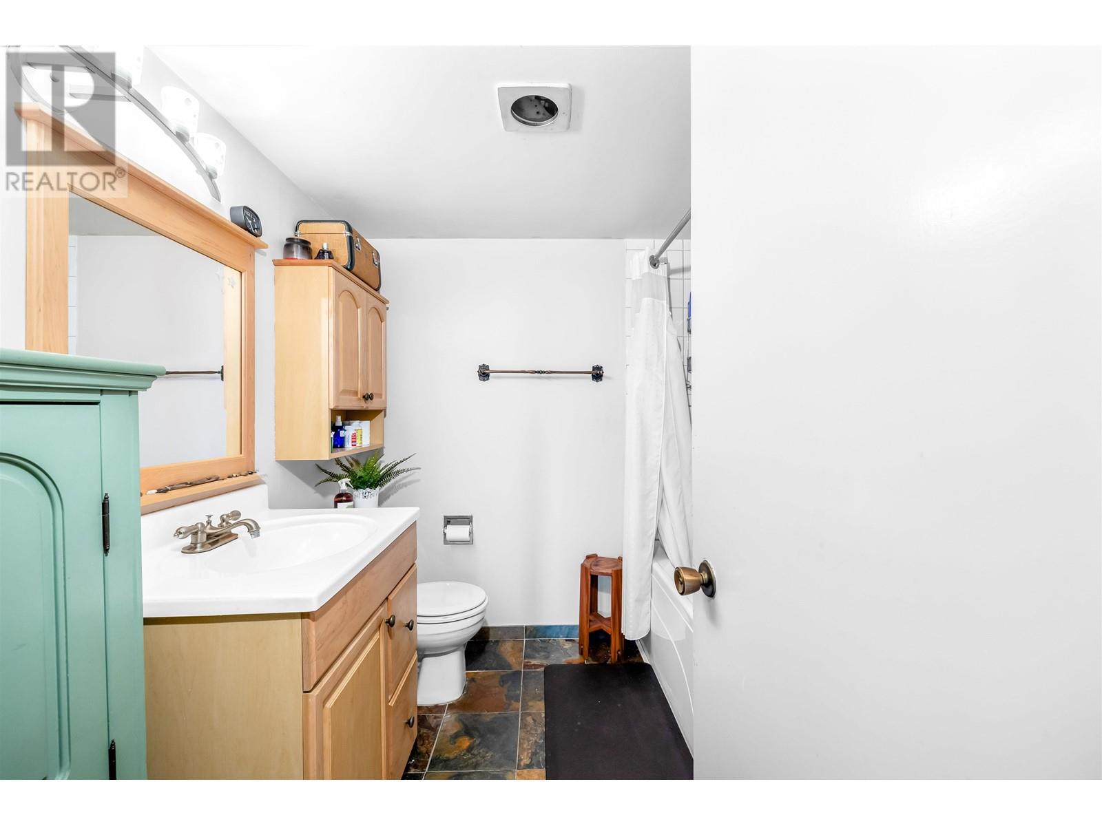 208 2320 Trinity Street, Vancouver, British Columbia  V5L 4W7 - Photo 32 - R2978130