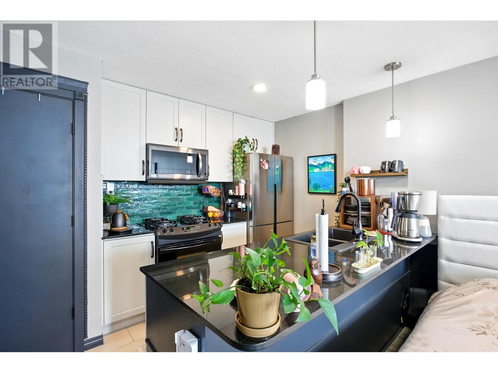 1101 7178 Collier Street, Burnaby, British Columbia  V5E 4N7 - Photo 6 - R2979294