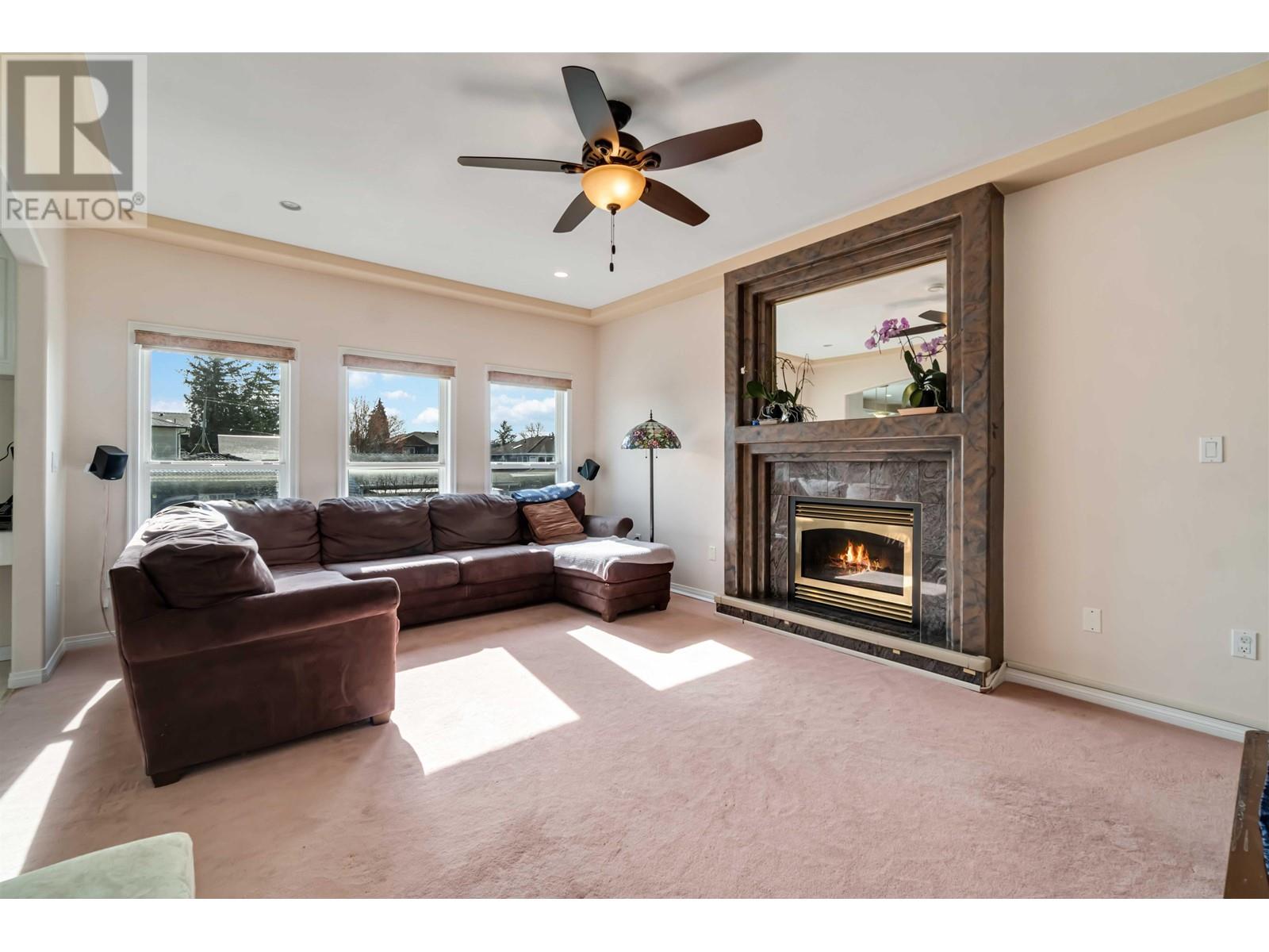 8362 13 Avenue, Burnaby, British Columbia  V3N 2G7 - Photo 16 - R2978700