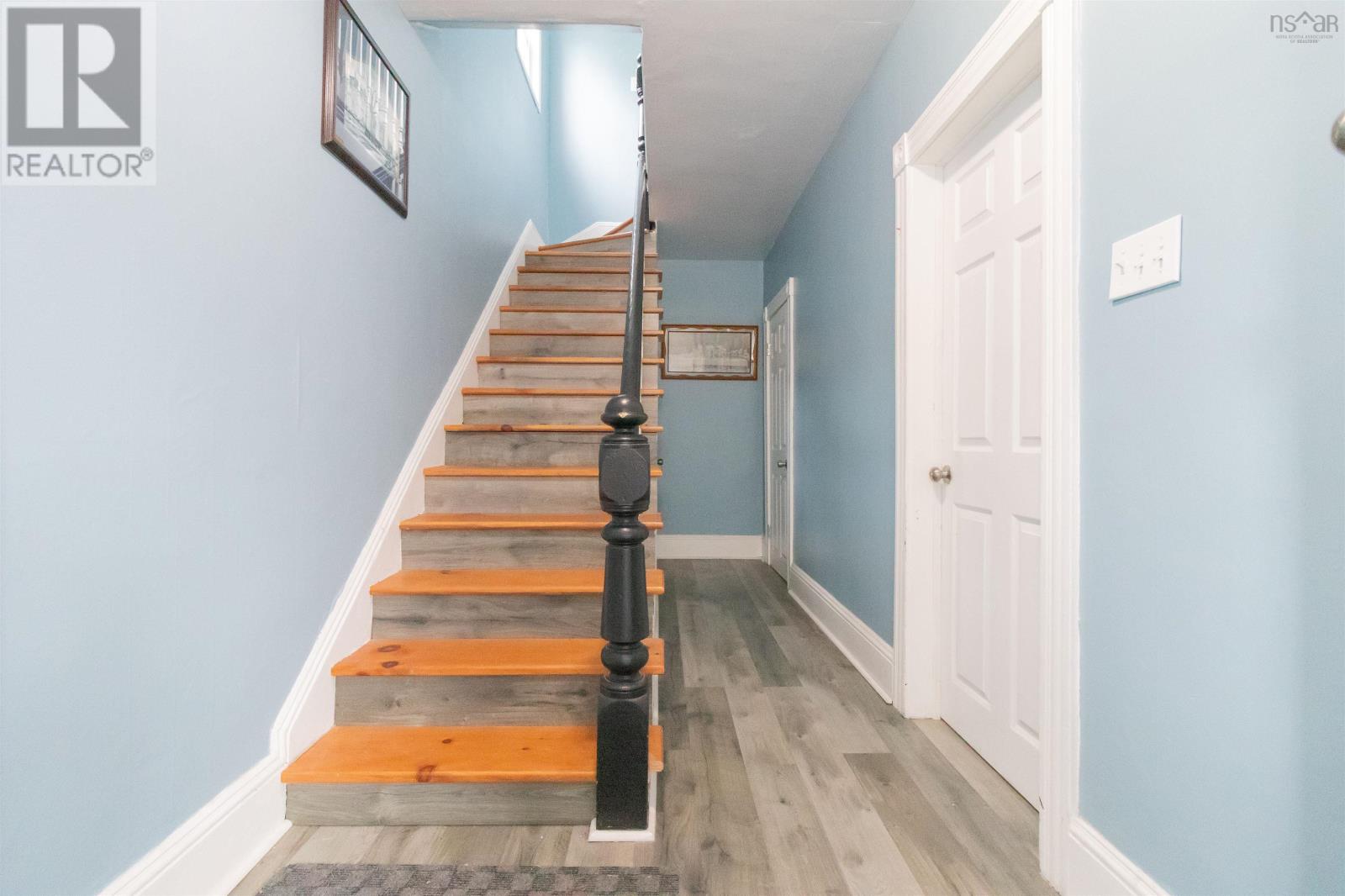 29 Wesley Street, Whitney Pier, Nova Scotia  B1N 2M5 - Photo 14 - 202505289