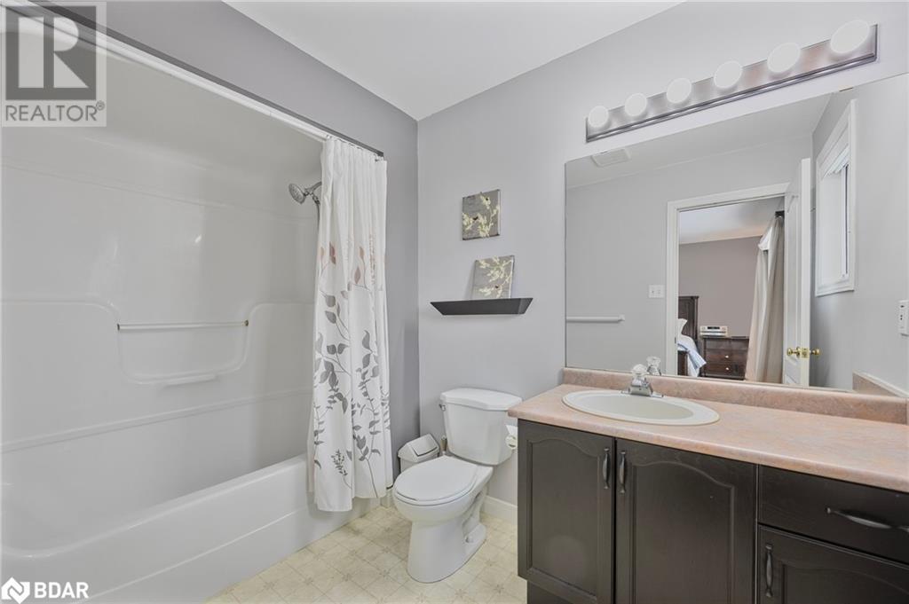 5 Moreau Court, Penetanguishene, Ontario  L9M 1L3 - Photo 9 - 40707704