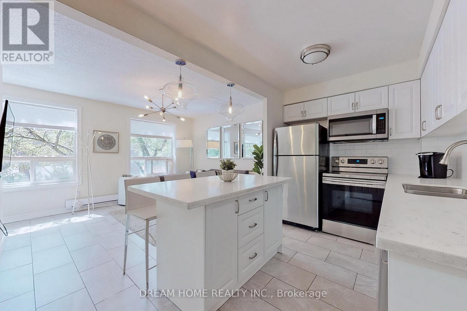 61 Cameron Street, Toronto, Ontario  M5T 2H1 - Photo 21 - C12028924