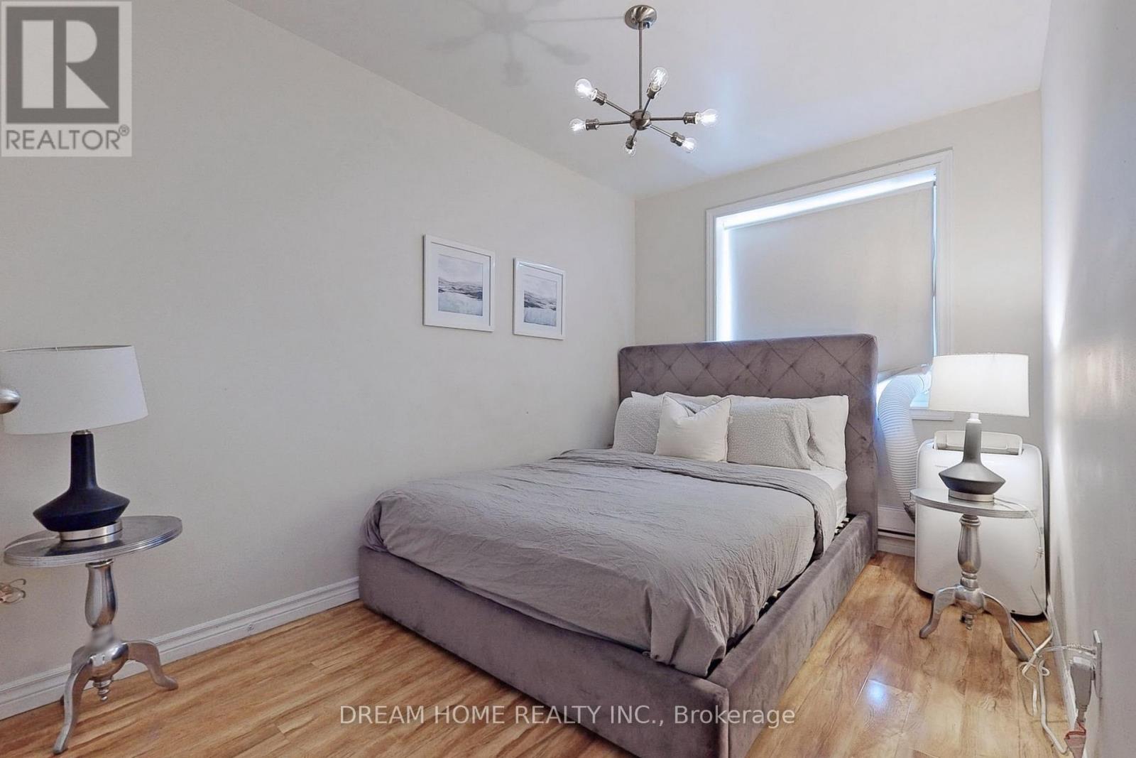 61 Cameron Street, Toronto, Ontario  M5T 2H1 - Photo 24 - C12028924
