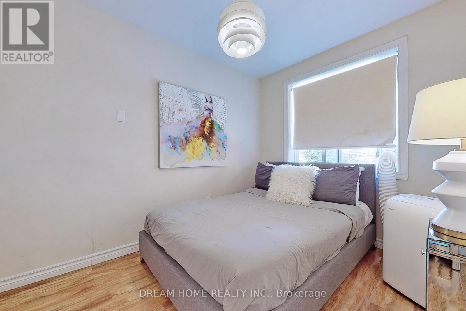 61 Cameron Street, Toronto, Ontario  M5T 2H1 - Photo 26 - C12028924