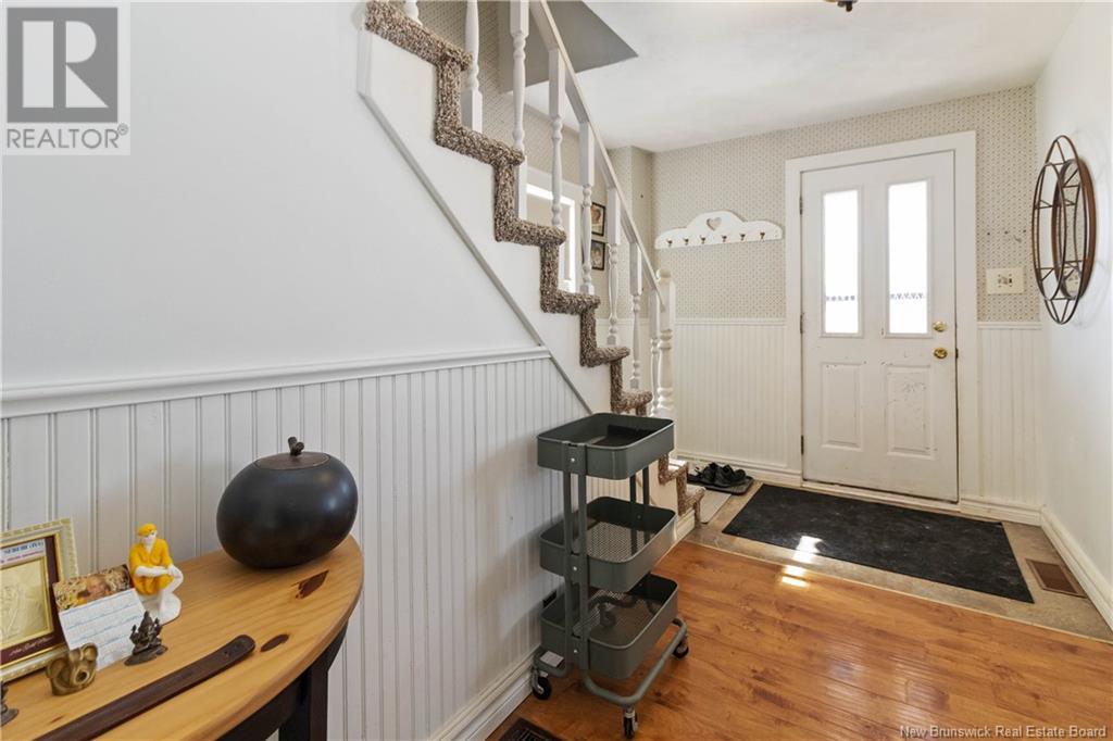Property at 29 Second Avenue image 3