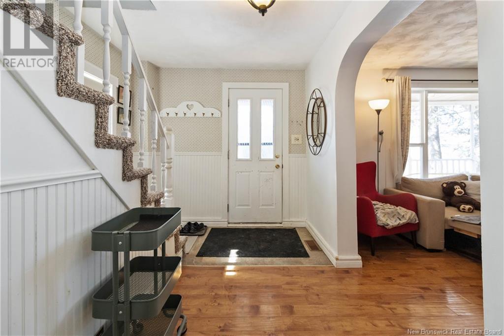 Property at 29 Second Avenue image 4
