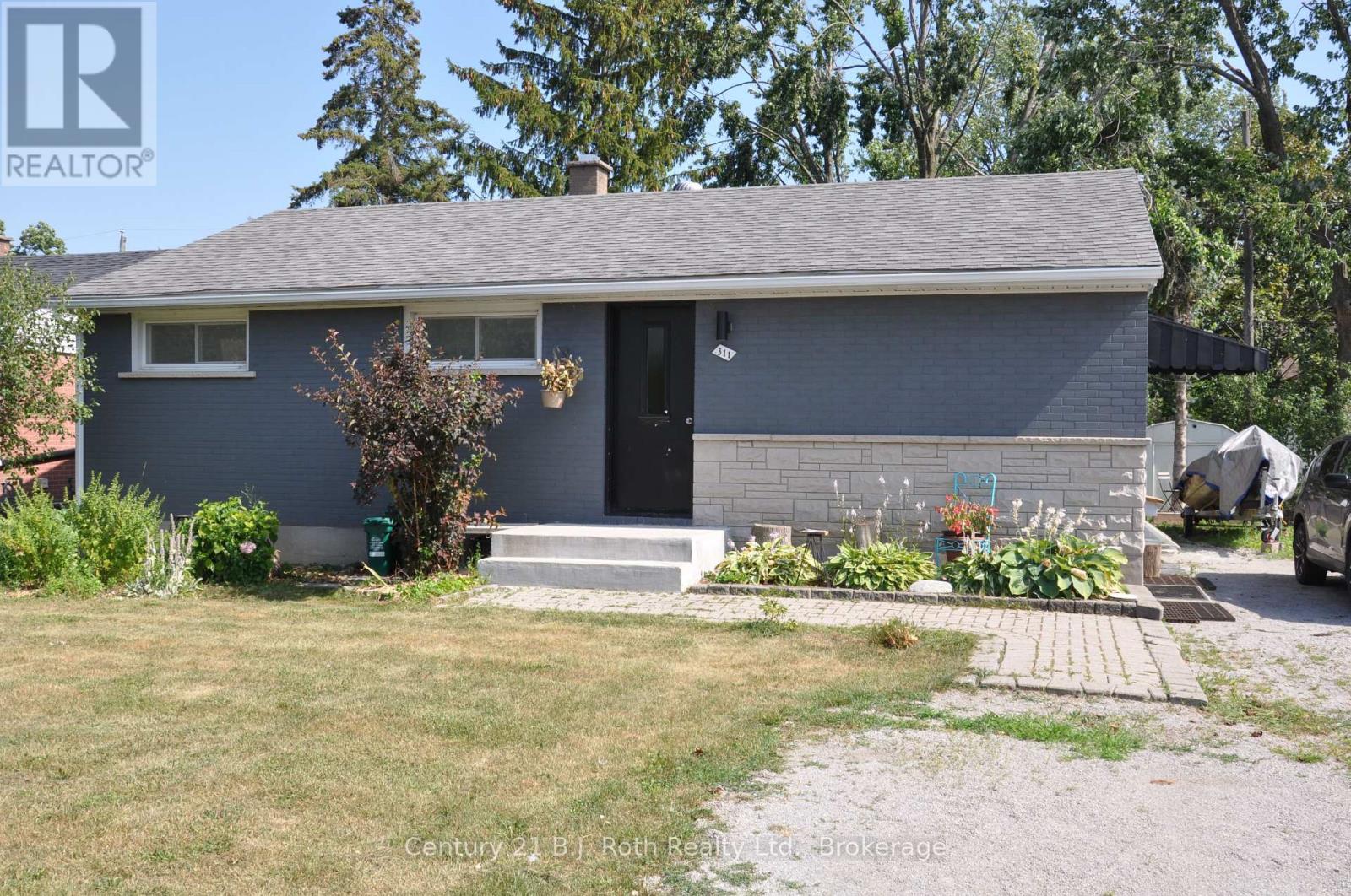 311 JAMES STREET E, Orillia, Ontario