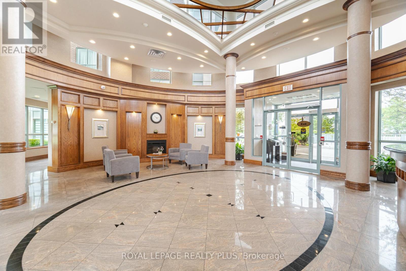 Property at 304 - 4879 KIMBERMOUNT AVENUE image 3