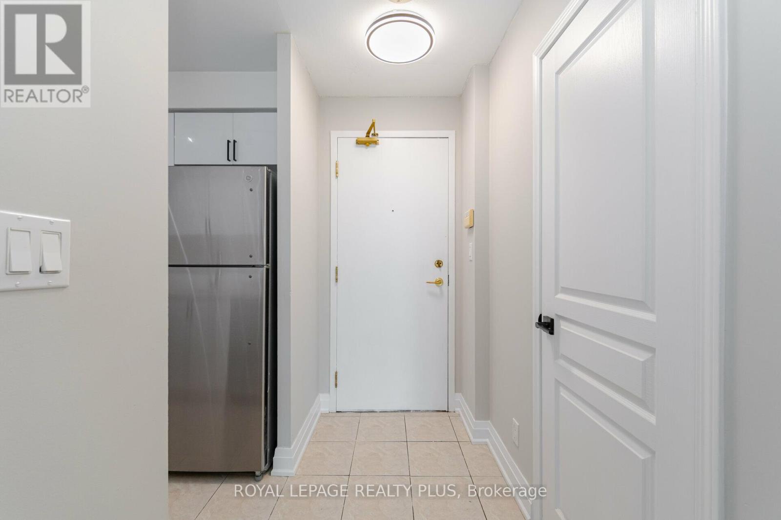 Property at 304 - 4879 KIMBERMOUNT AVENUE image 5