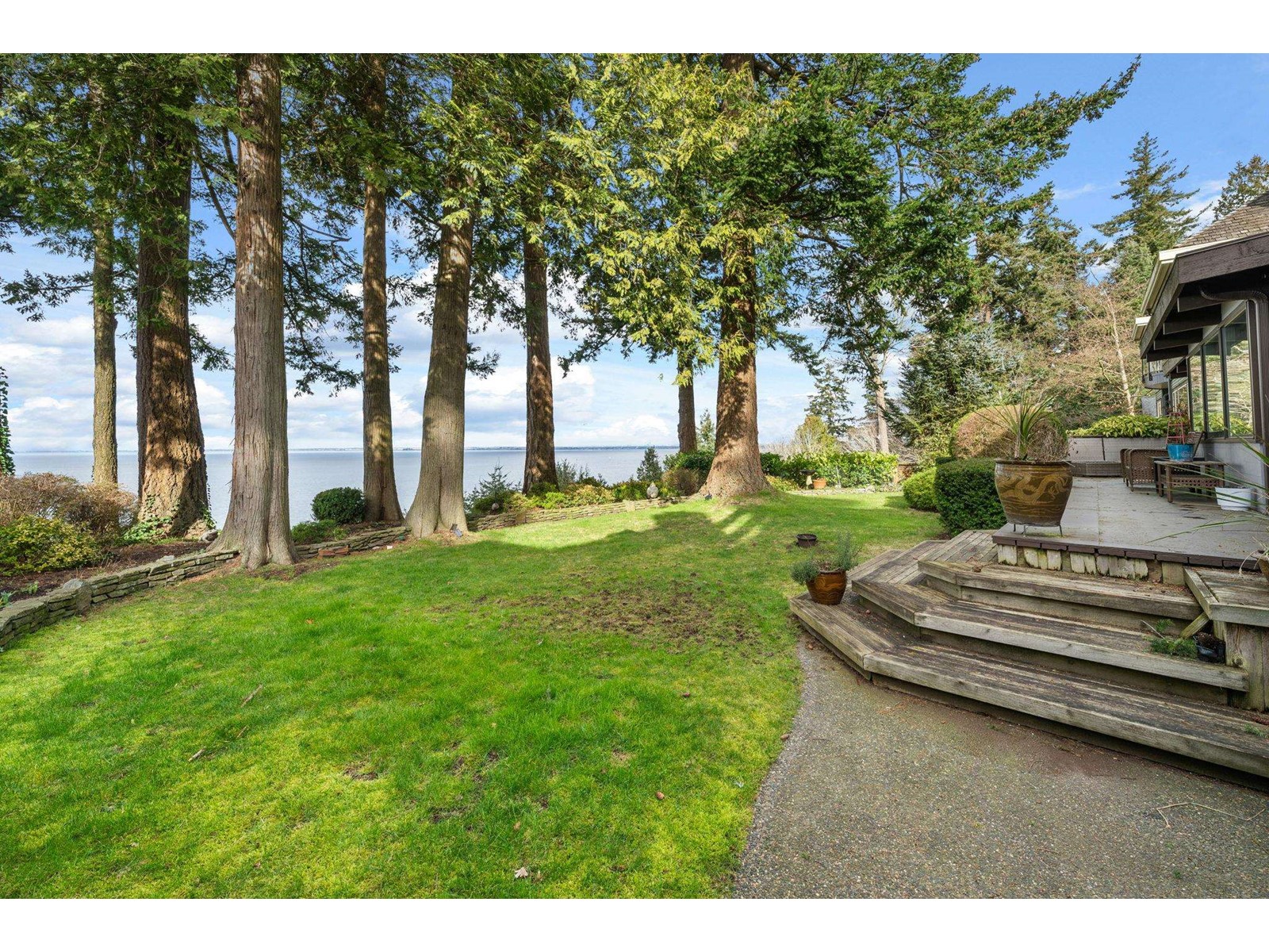2351 Christopherson Road, Surrey, British Columbia  V4A 3L2 - Photo 6 - R2977406