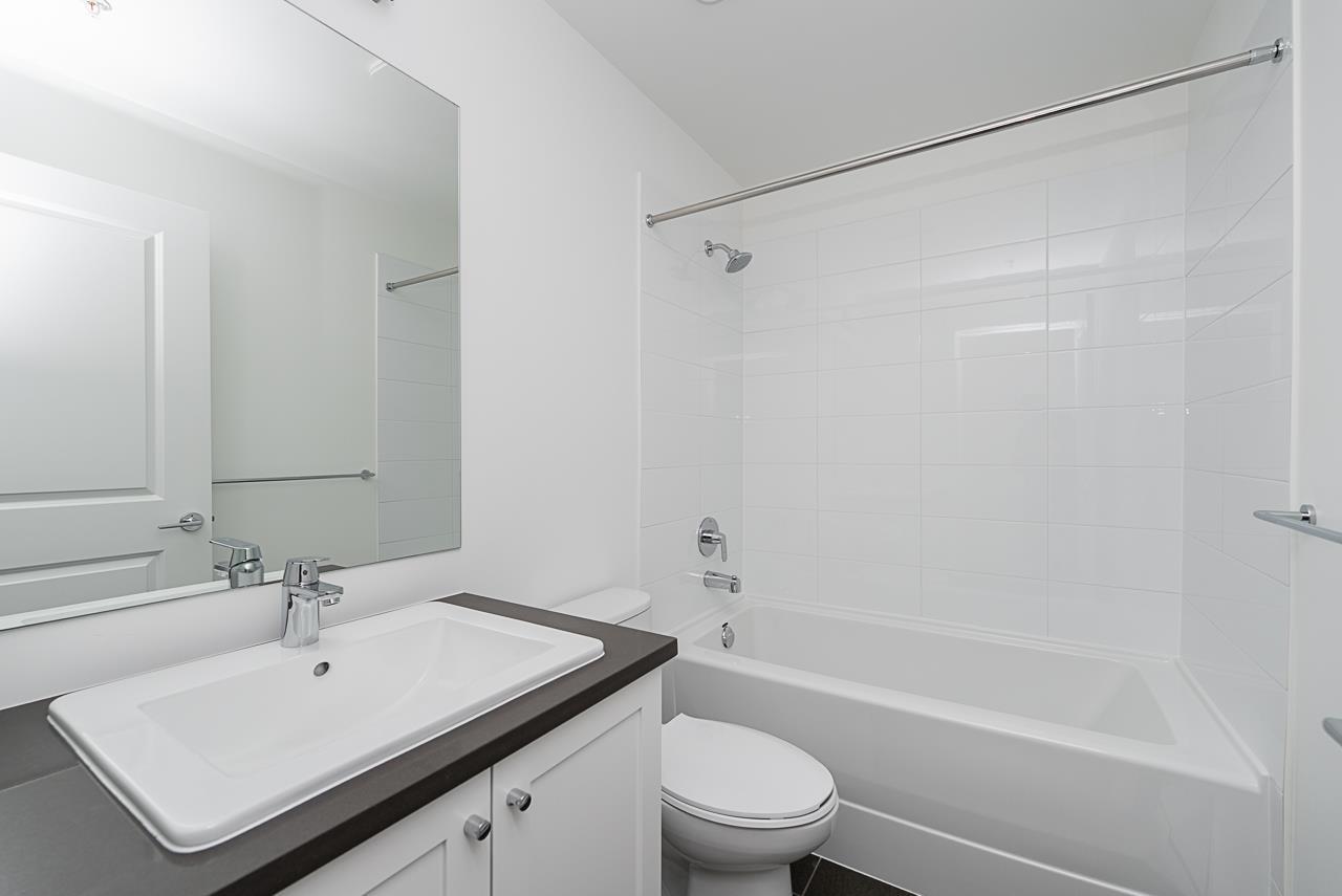 506 15738 85 Avenue, Surrey, British Columbia  V4N 6Y1 - Photo 10 - R2979002