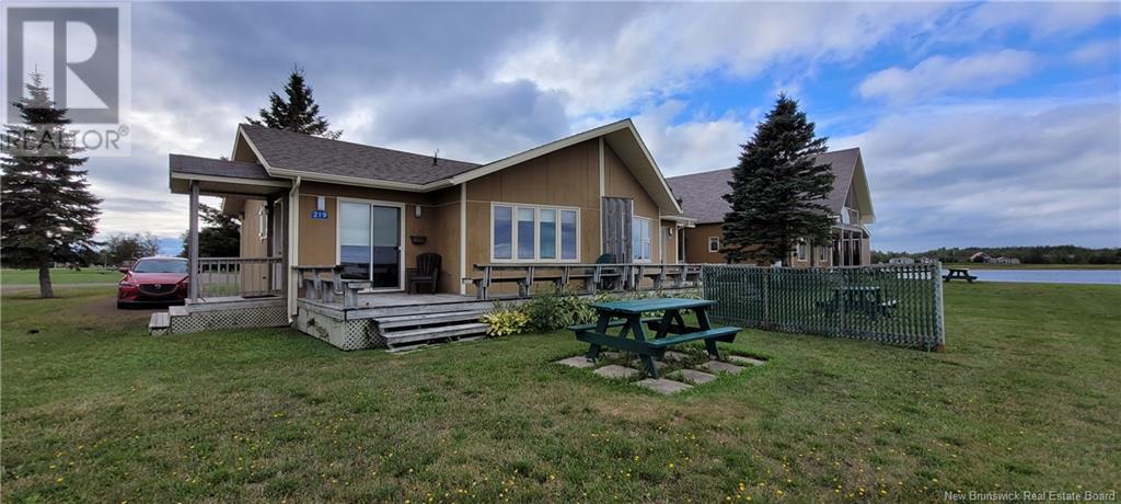118 York Street, Richibucto, New Brunswick  E4W 4K2 - Photo 2 - NB114249