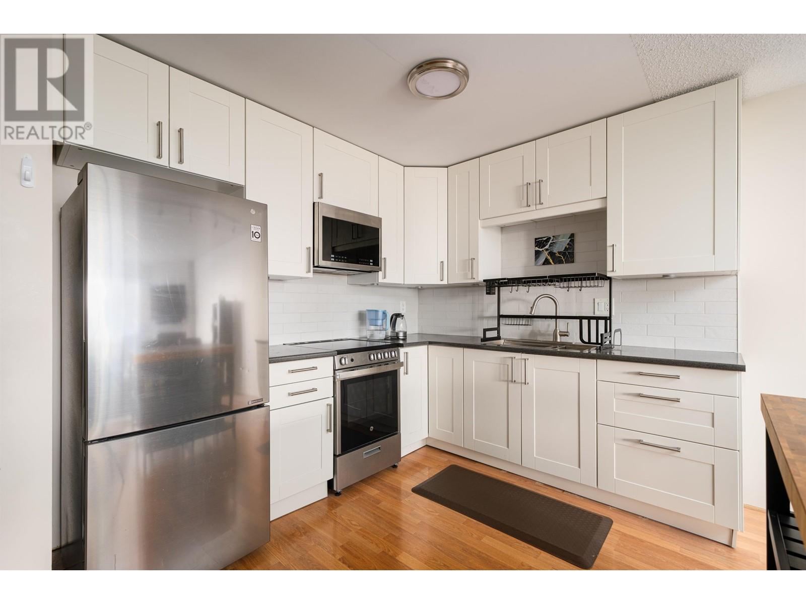 207 1122 King Albert Avenue, Coquitlam, British Columbia  V3J 1X7 - Photo 11 - R2979736