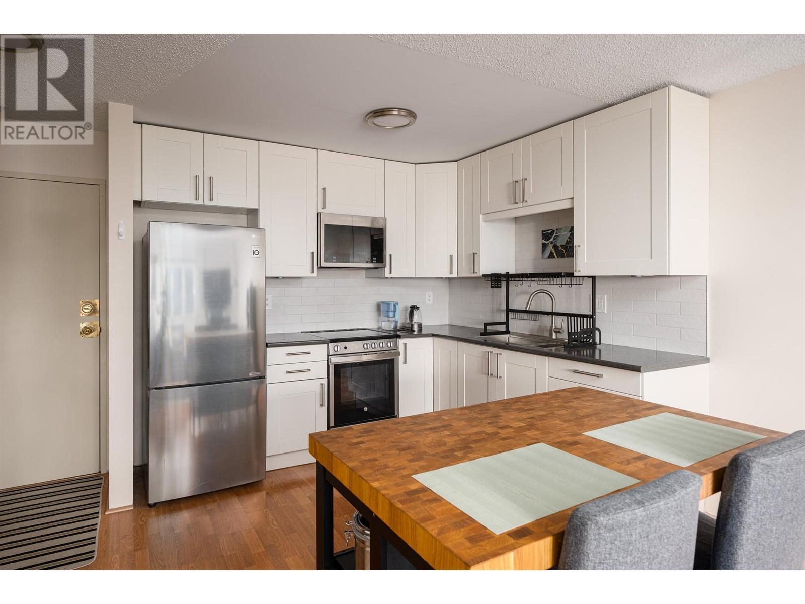 207 1122 King Albert Avenue, Coquitlam, British Columbia  V3J 1X7 - Photo 13 - R2979736