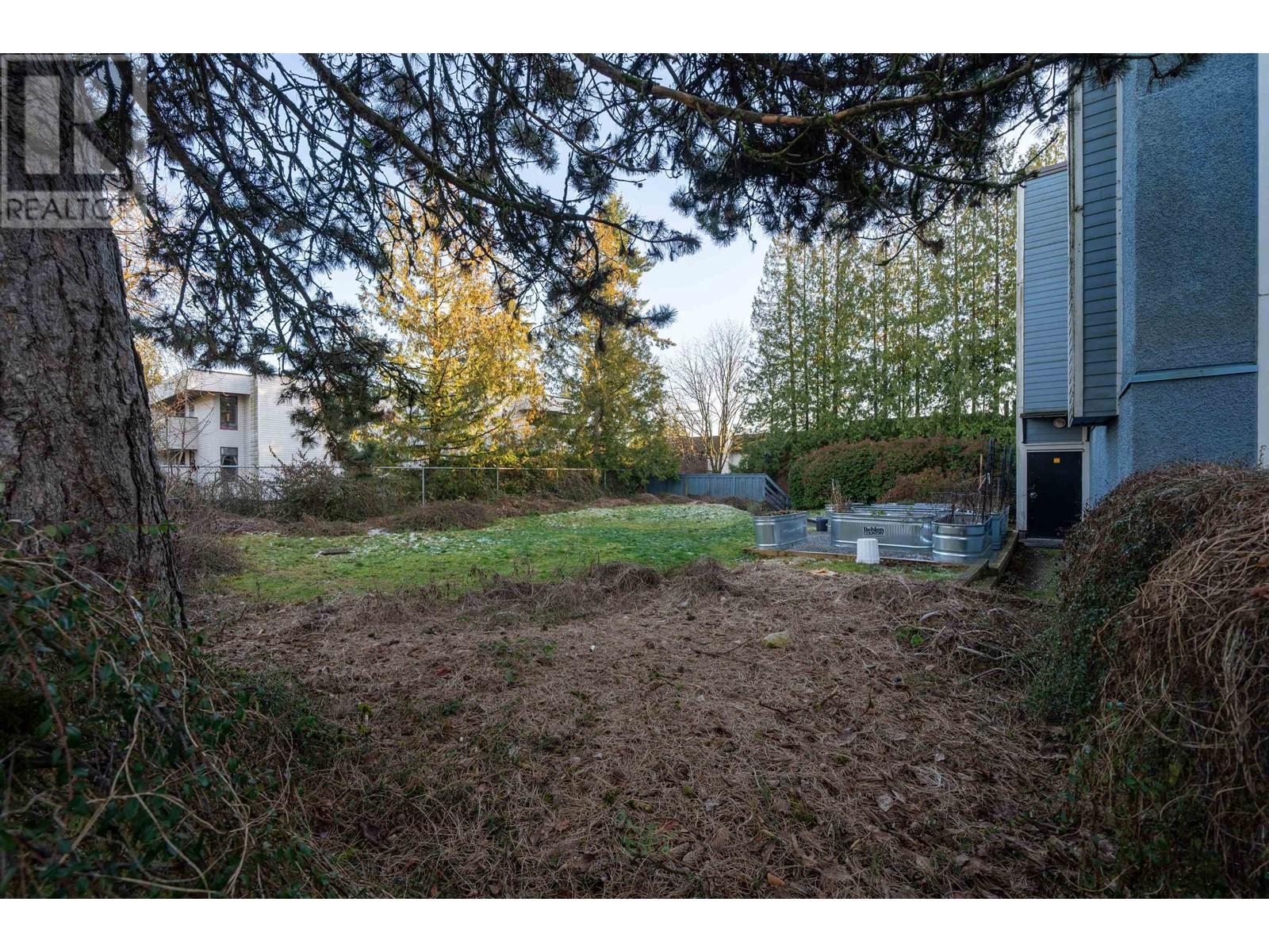 207 1122 King Albert Avenue, Coquitlam, British Columbia  V3J 1X7 - Photo 17 - R2979736
