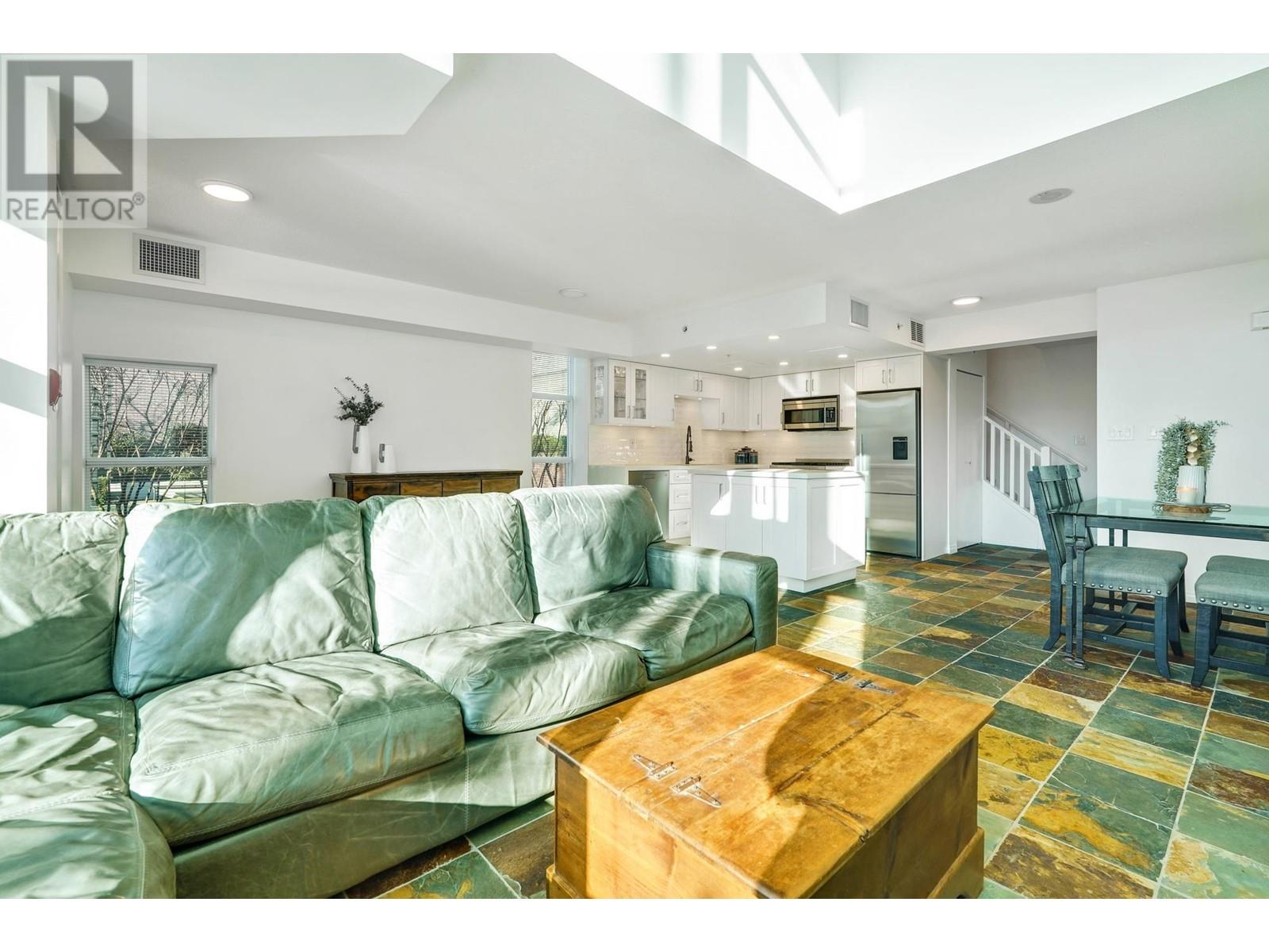 Th1 168 E Esplanade Avenue, North Vancouver, British Columbia  V7L 4X8 - Photo 15 - R2979746