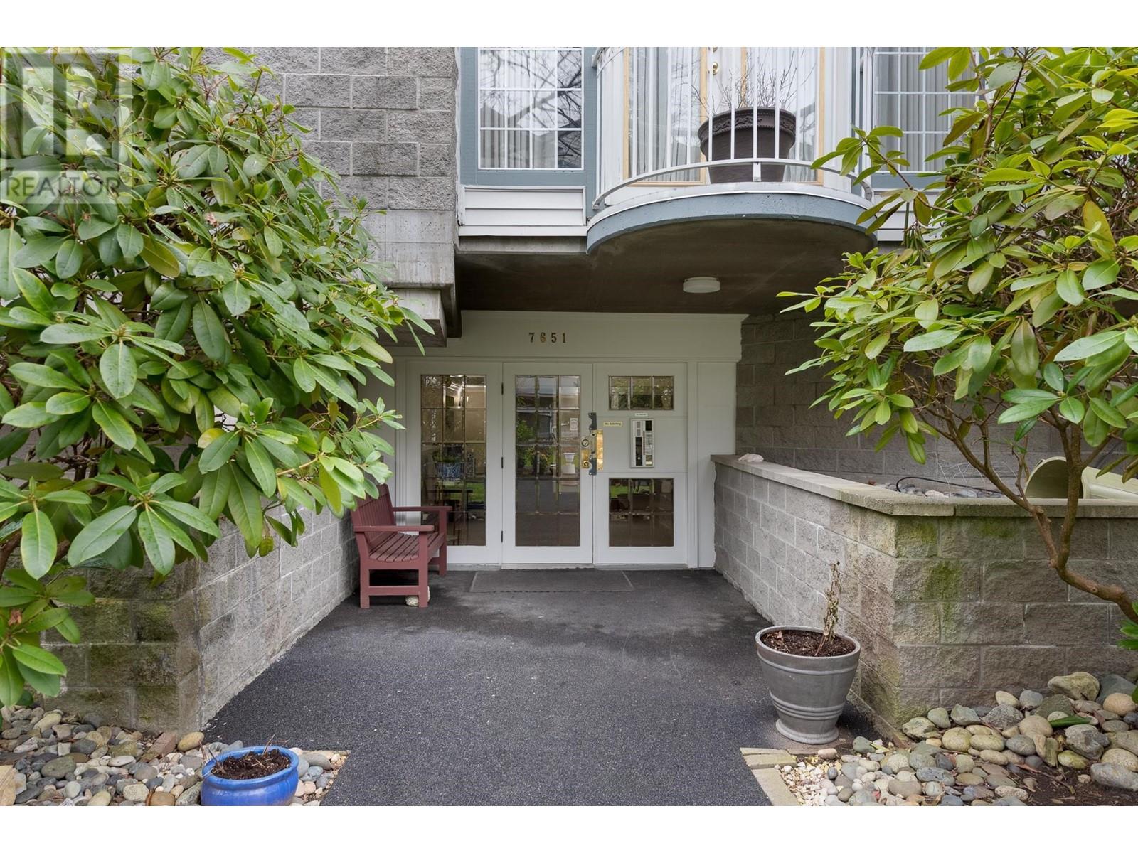 Listing Picture 22 of 30 : 201 7651 ABERCROMBIE DRIVE, Richmond / 烈治文 - 魯藝地產 Yvonne Lu Group - MLS Medallion Club Member