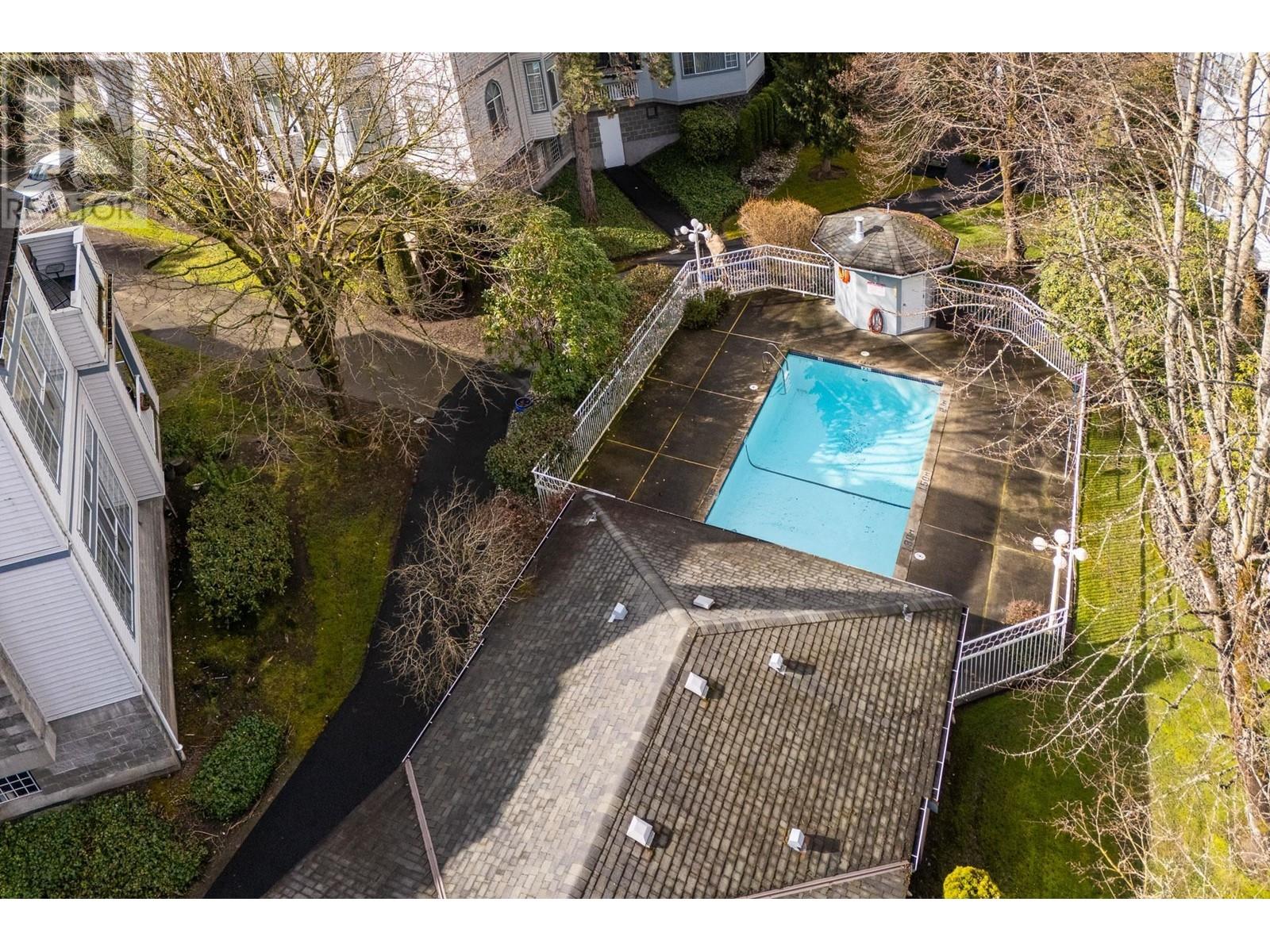 Listing Picture 25 of 30 : 201 7651 ABERCROMBIE DRIVE, Richmond / 烈治文 - 魯藝地產 Yvonne Lu Group - MLS Medallion Club Member