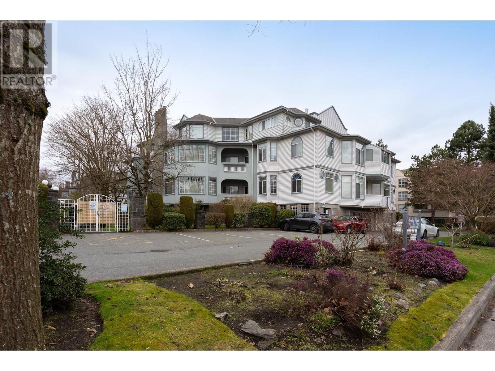 Listing Picture 29 of 30 : 201 7651 ABERCROMBIE DRIVE, Richmond / 烈治文 - 魯藝地產 Yvonne Lu Group - MLS Medallion Club Member