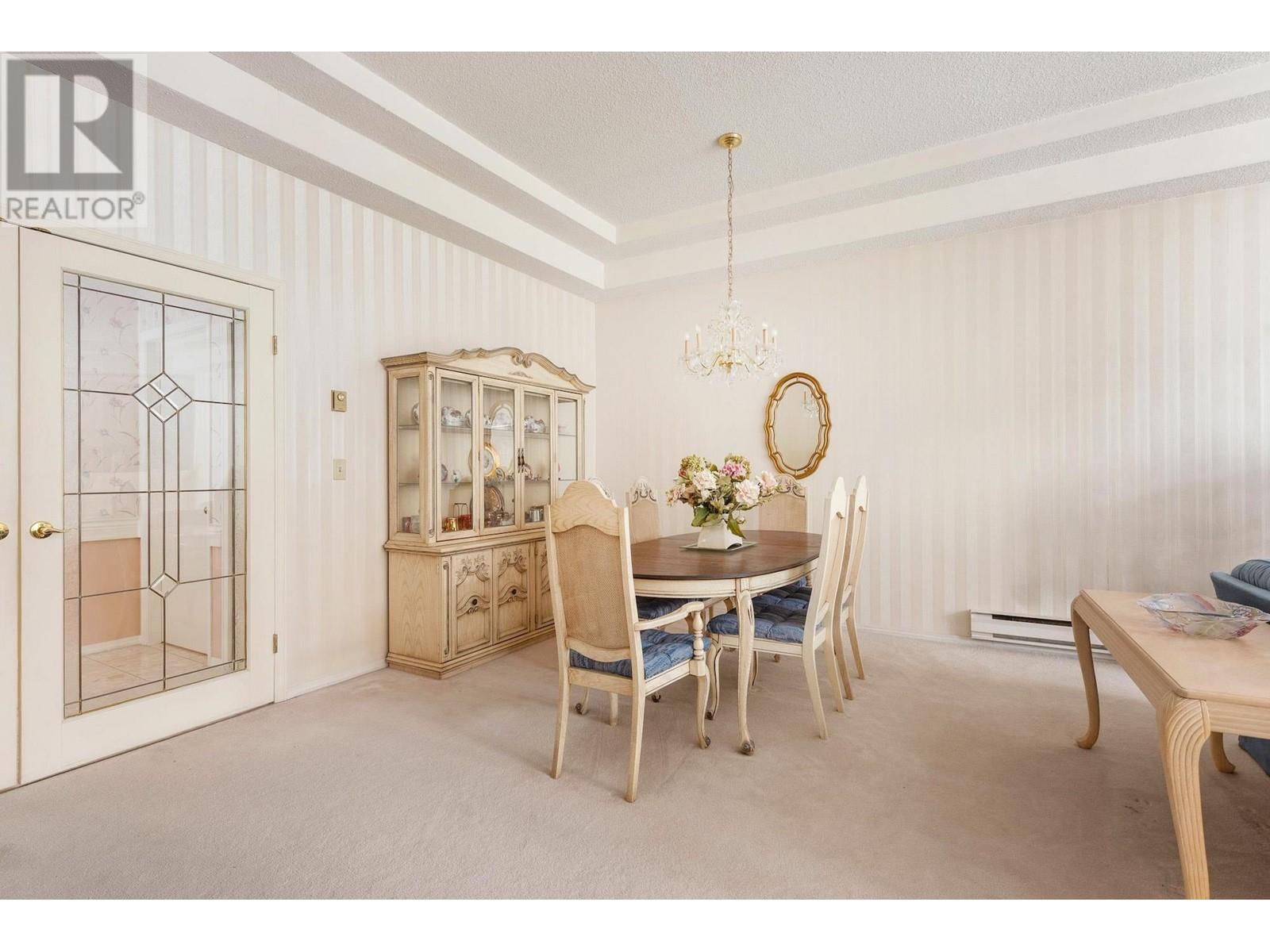 Listing Picture 5 of 30 : 201 7651 ABERCROMBIE DRIVE, Richmond / 烈治文 - 魯藝地產 Yvonne Lu Group - MLS Medallion Club Member