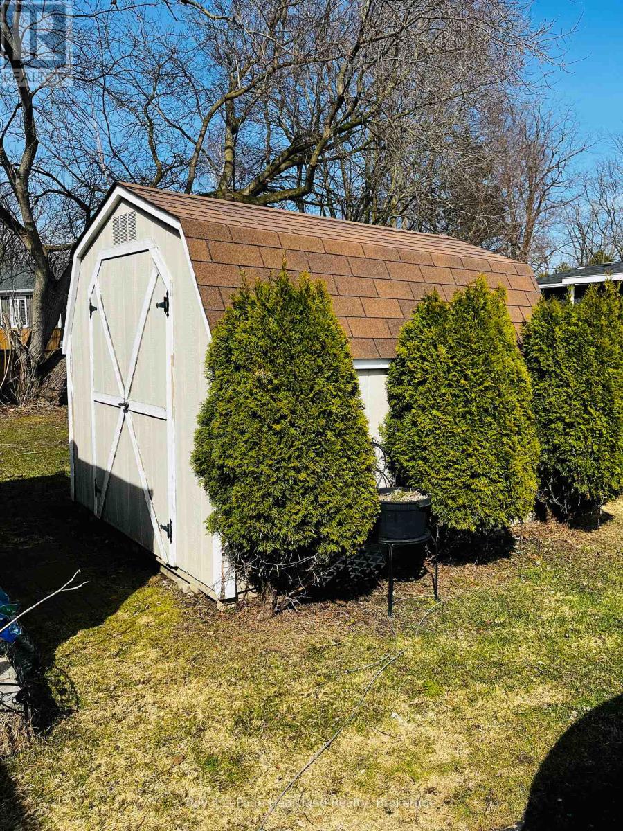 Photo 9 of 11 for 212 - 198 Springbank Drive