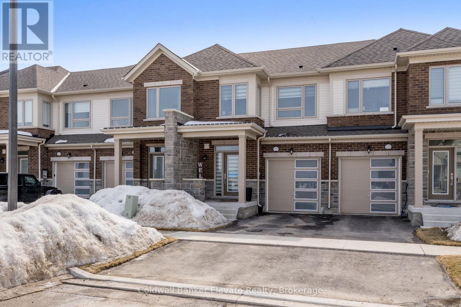 Property at 225 FARLEY ROAD image 3