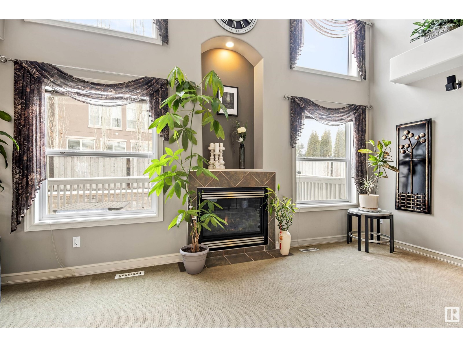 Property at 207 FALCONER LI NW image 3