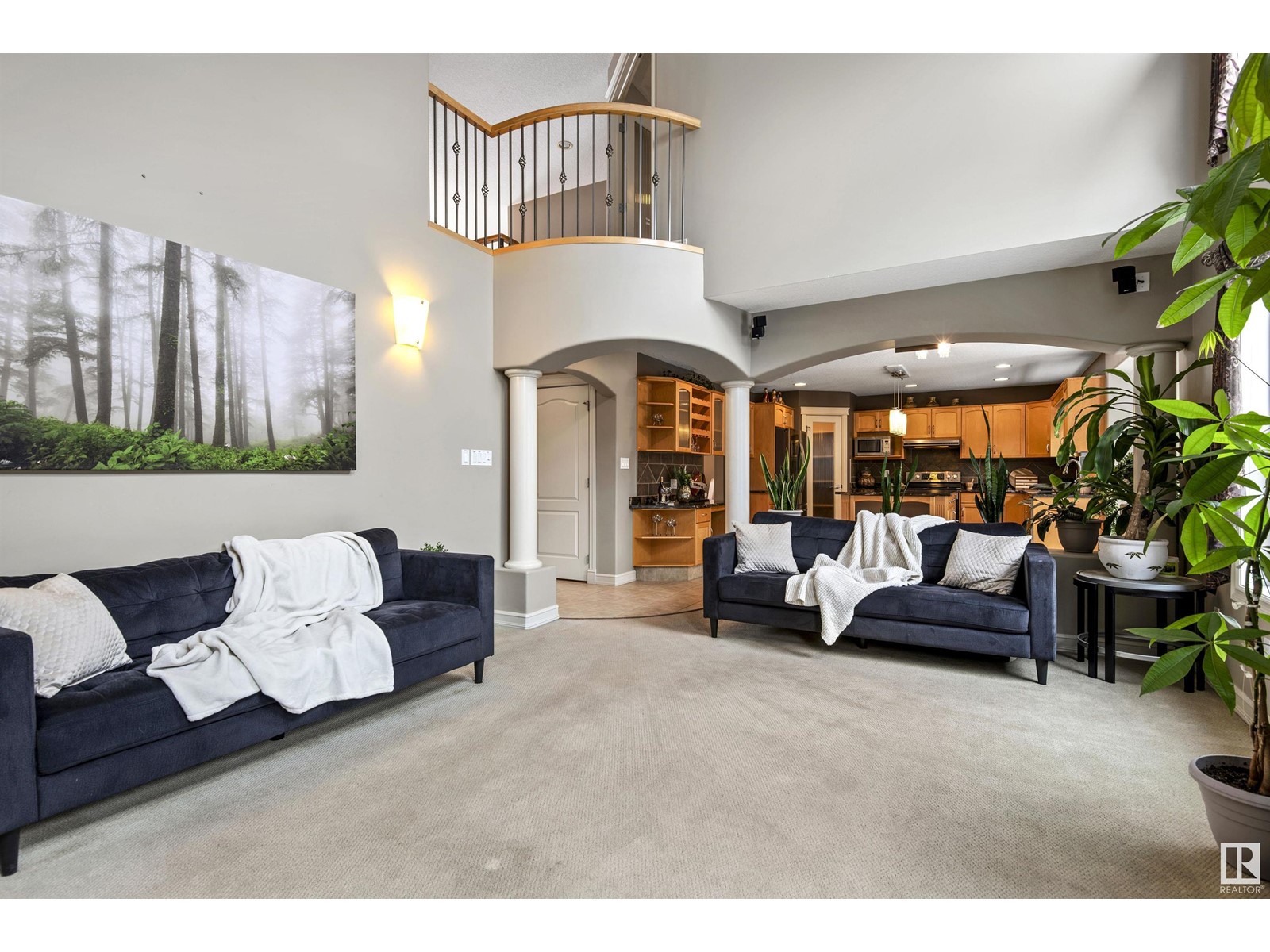 Property at 207 FALCONER LI NW image 4