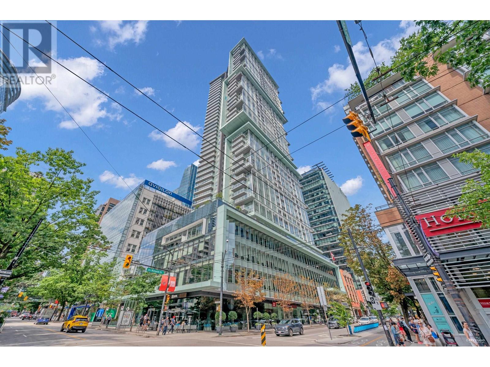 2006 777 RICHARDS STREET, vancouver, British Columbia