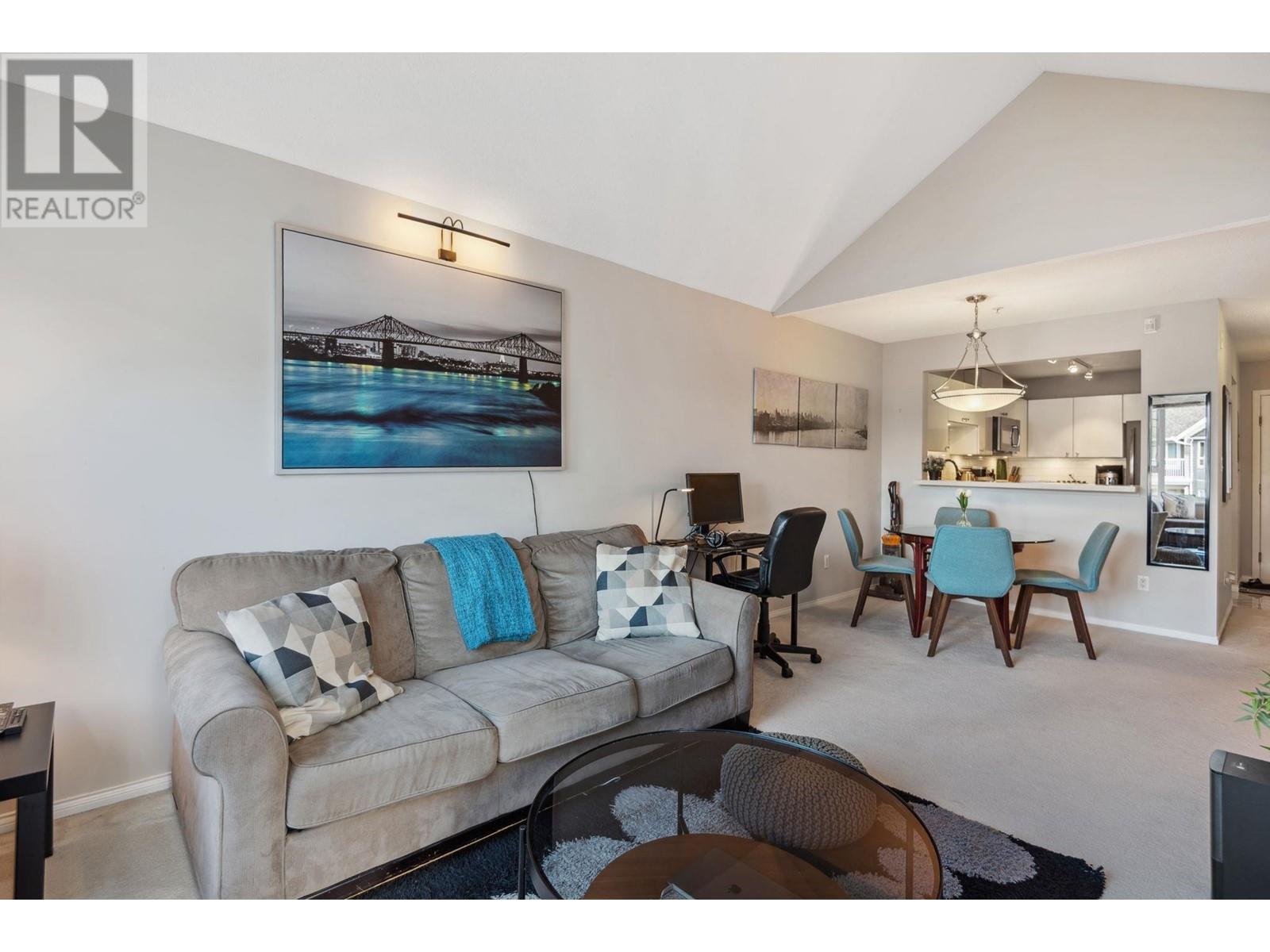 Listing Picture 5 of 26 : 403 5888 DOVER CRESCENT, Richmond / 烈治文 - 魯藝地產 Yvonne Lu Group - MLS Medallion Club Member