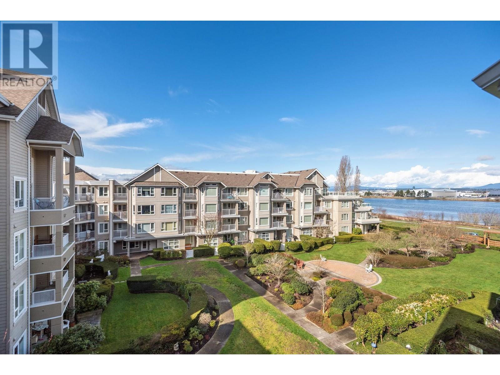 Listing Picture 21 of 26 : 403 5888 DOVER CRESCENT, Richmond / 烈治文 - 魯藝地產 Yvonne Lu Group - MLS Medallion Club Member