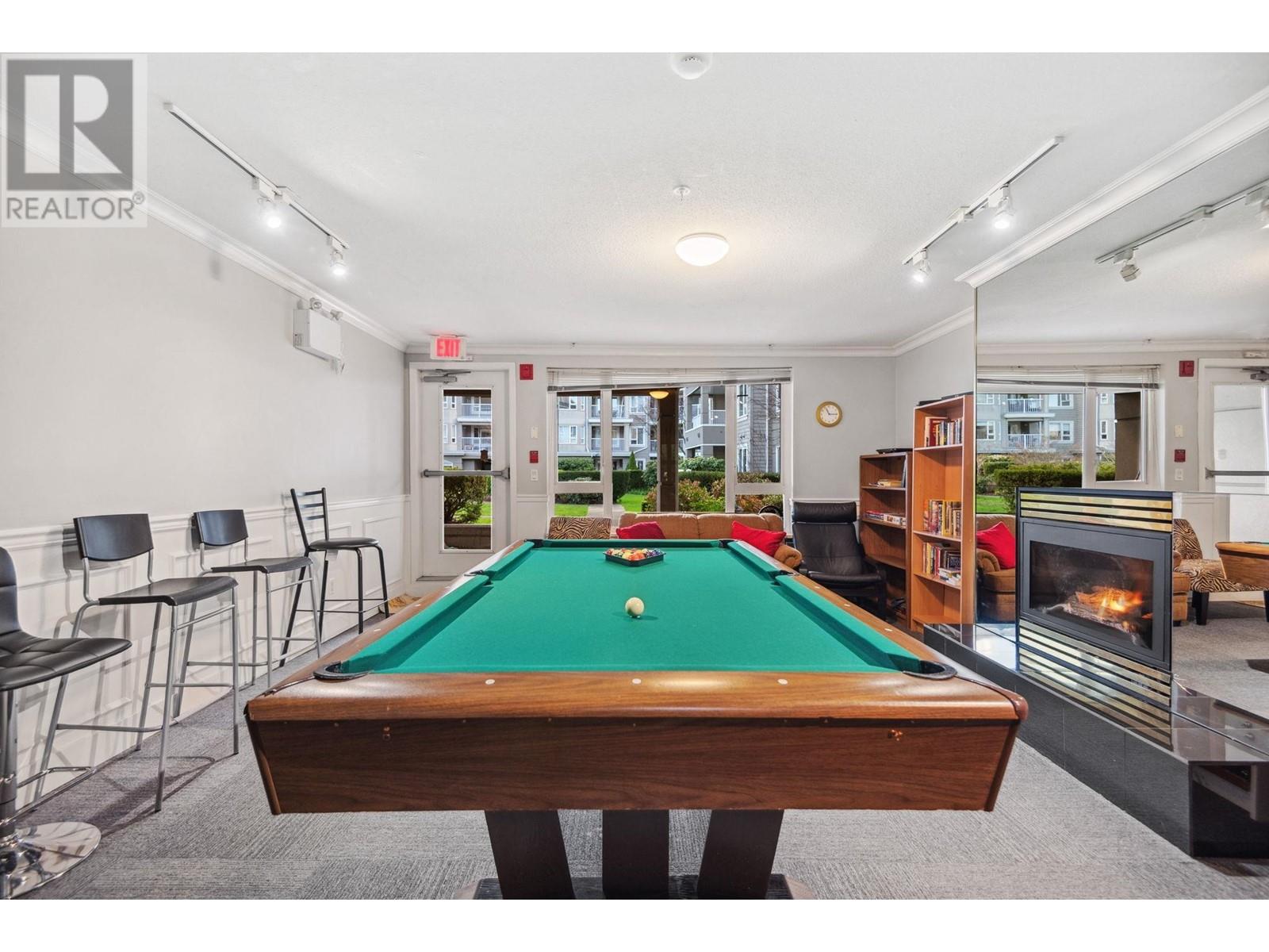 Listing Picture 20 of 26 : 403 5888 DOVER CRESCENT, Richmond / 烈治文 - 魯藝地產 Yvonne Lu Group - MLS Medallion Club Member