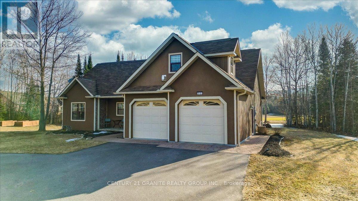 Property at 52 NICKLAUS DRIVE image 1