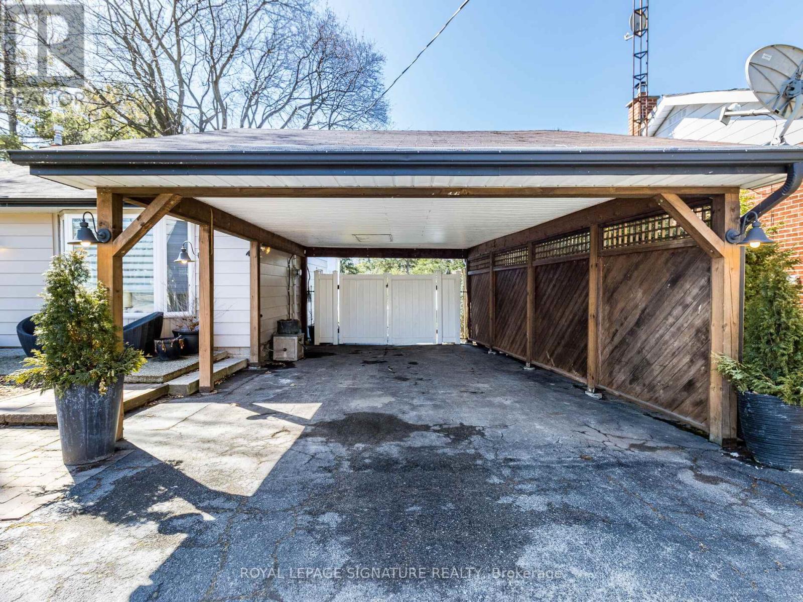 Property at 480 ELWOOD ROAD image 4
