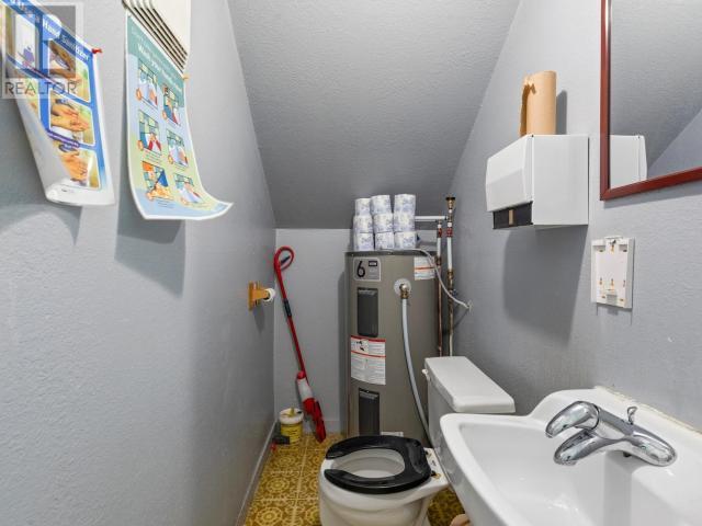 302 Jarvis Street, Whitehorse, Yukon  Y1A 2H2 - Photo 16 - 16207