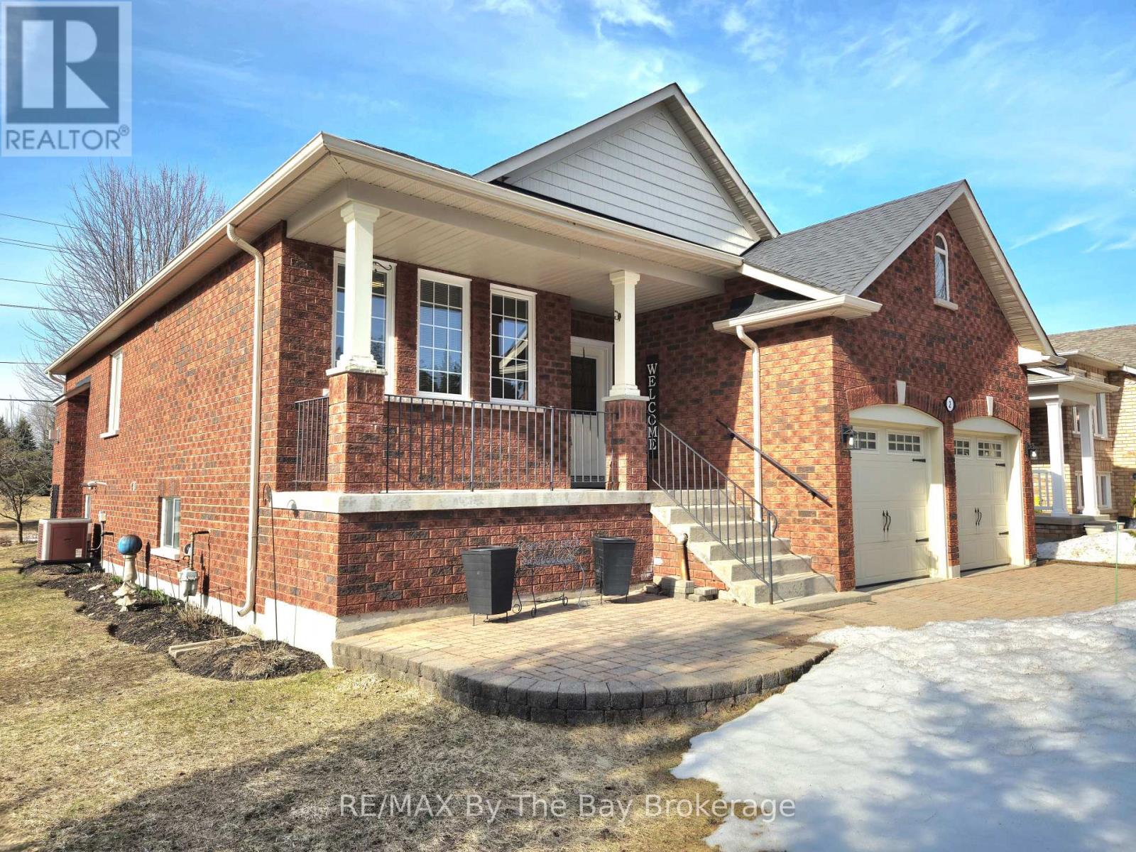 2 Princess Point Drive, Wasaga Beach, Ontario  L9Z 3C3 - Photo 3 - S11986079