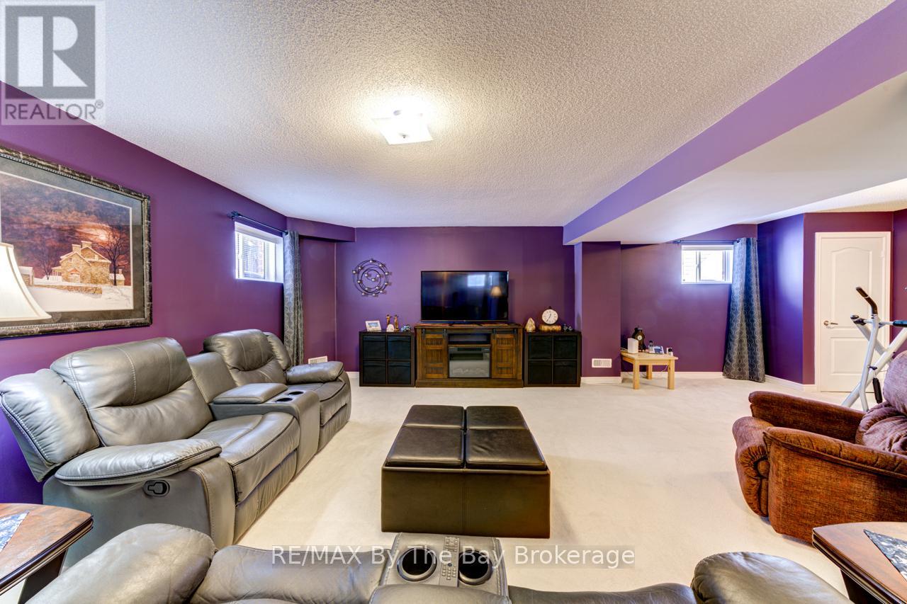 2 Princess Point Drive, Wasaga Beach, Ontario  L9Z 3C3 - Photo 32 - S11986079