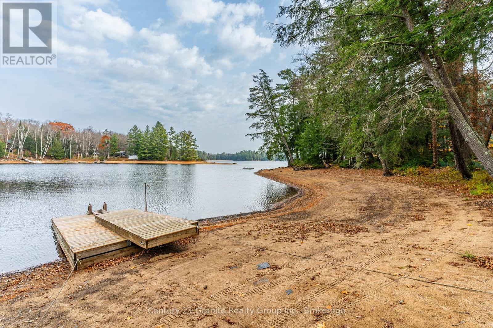 3526 West Shore Road, Dysart Et Al (Havelock), Ontario  K0M 1S0 - Photo 9 - X12029218