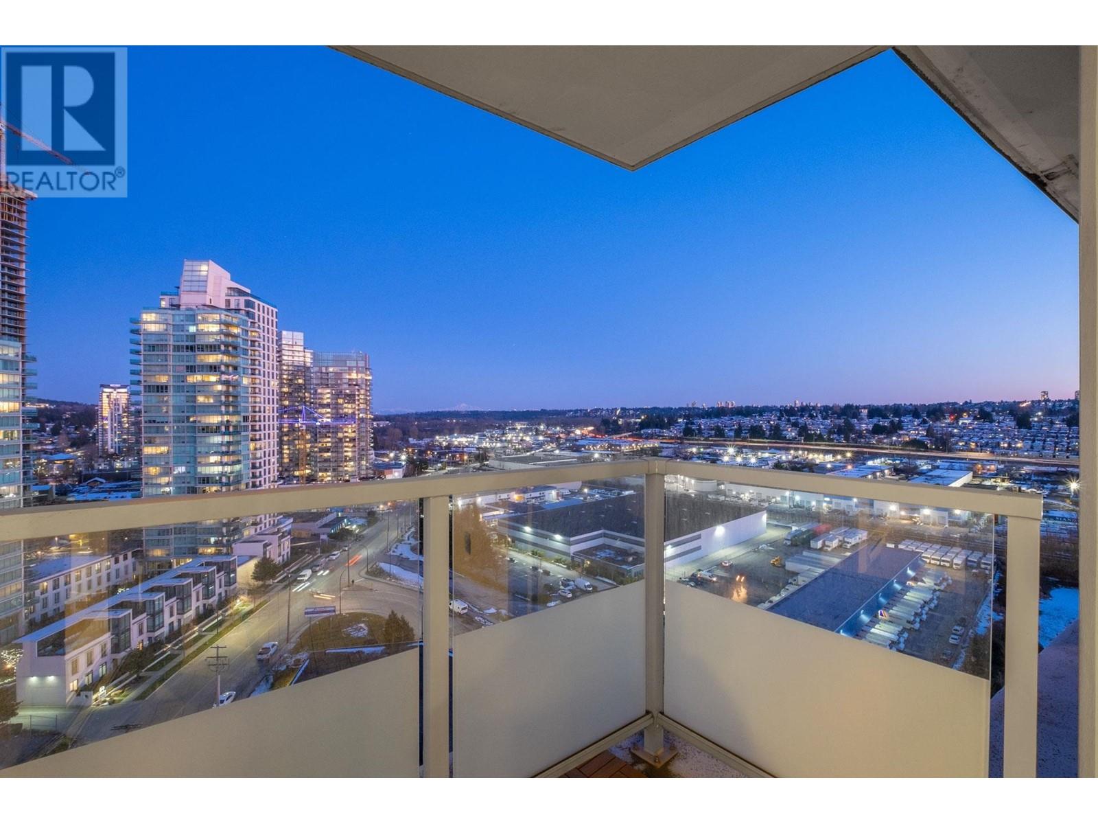 Listing Picture 15 of 16 : 1906 2133 DOUGLAS ROAD, Burnaby / 本拿比 - 魯藝地產 Yvonne Lu Group - MLS Medallion Club Member