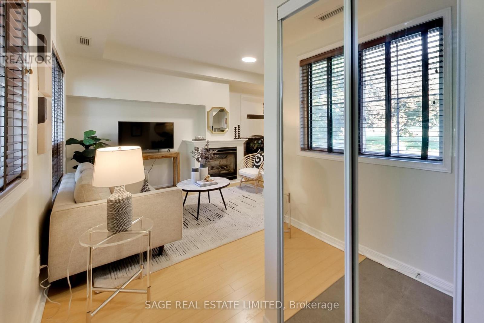 Property at 203 - 1785 EGLINTON AVENUE E image 2