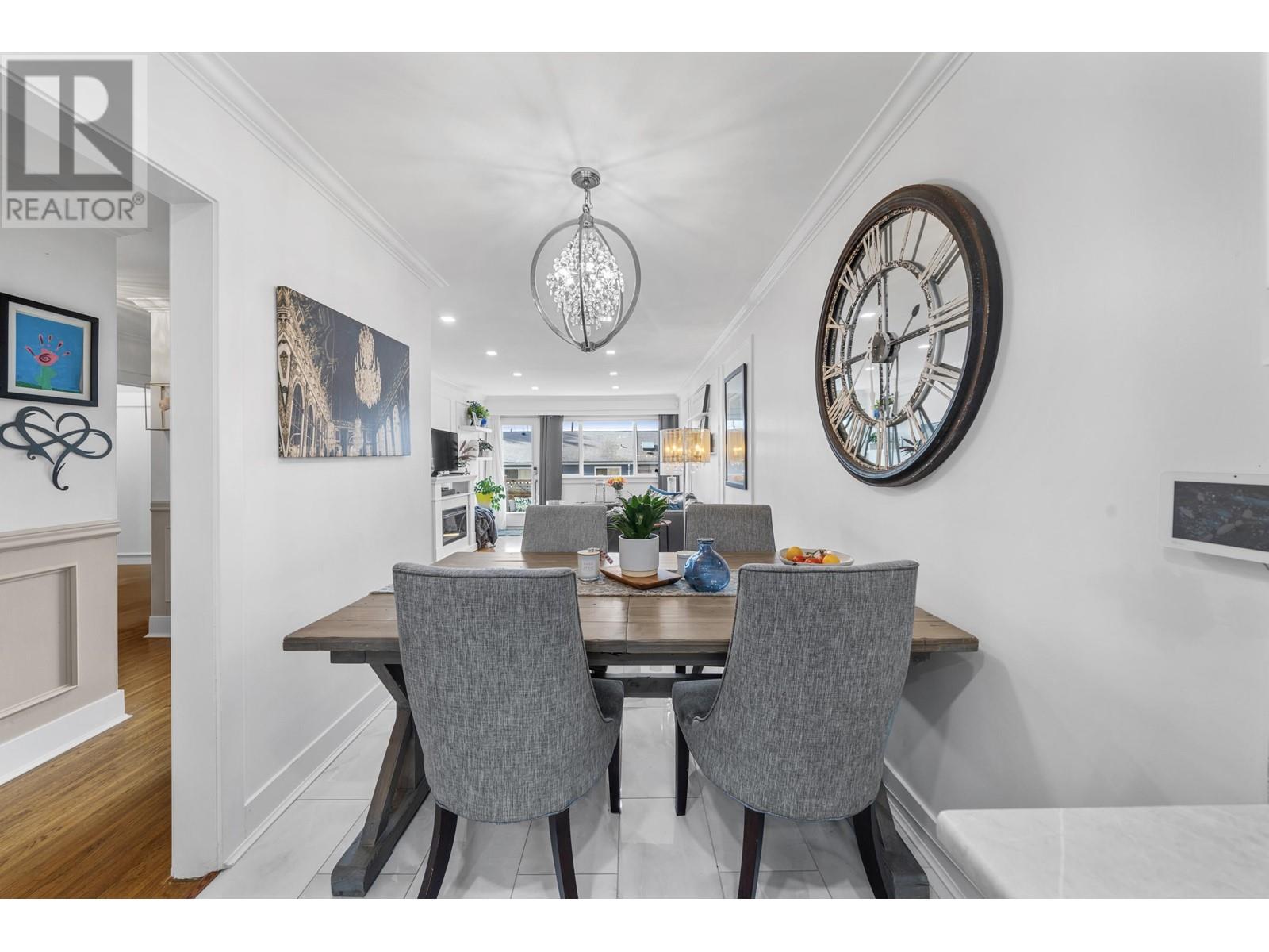 341 Marathon Court, Coquitlam, British Columbia  V3K 4Z4 - Photo 8 - R2979717