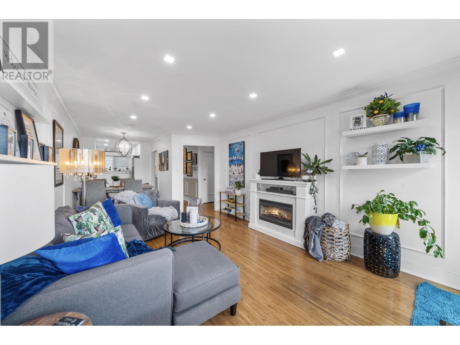 Property at 341 MARATHON COURT image 1