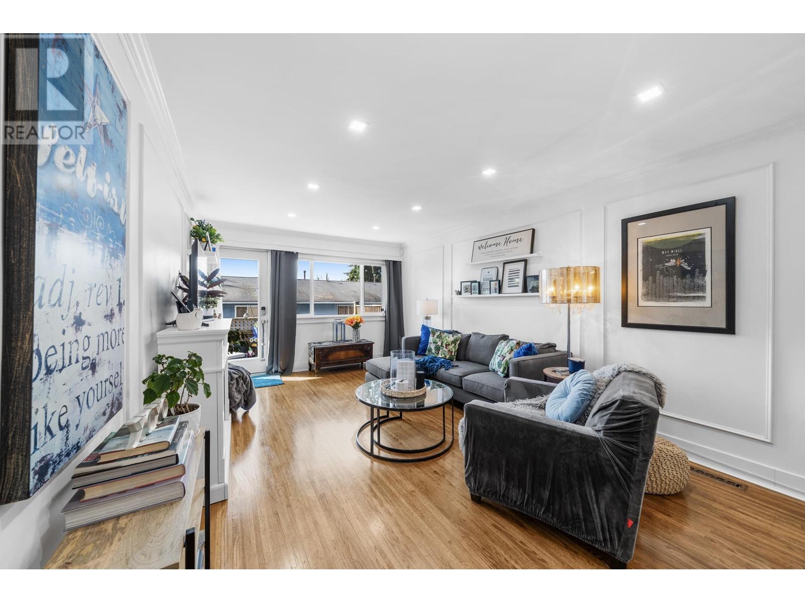 Property at 341 MARATHON COURT image 2