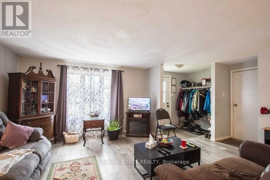 Room#3u - 170 Hickling Trail, Barrie, Ontario  L4M 5T8 - Photo 2 - S12029201