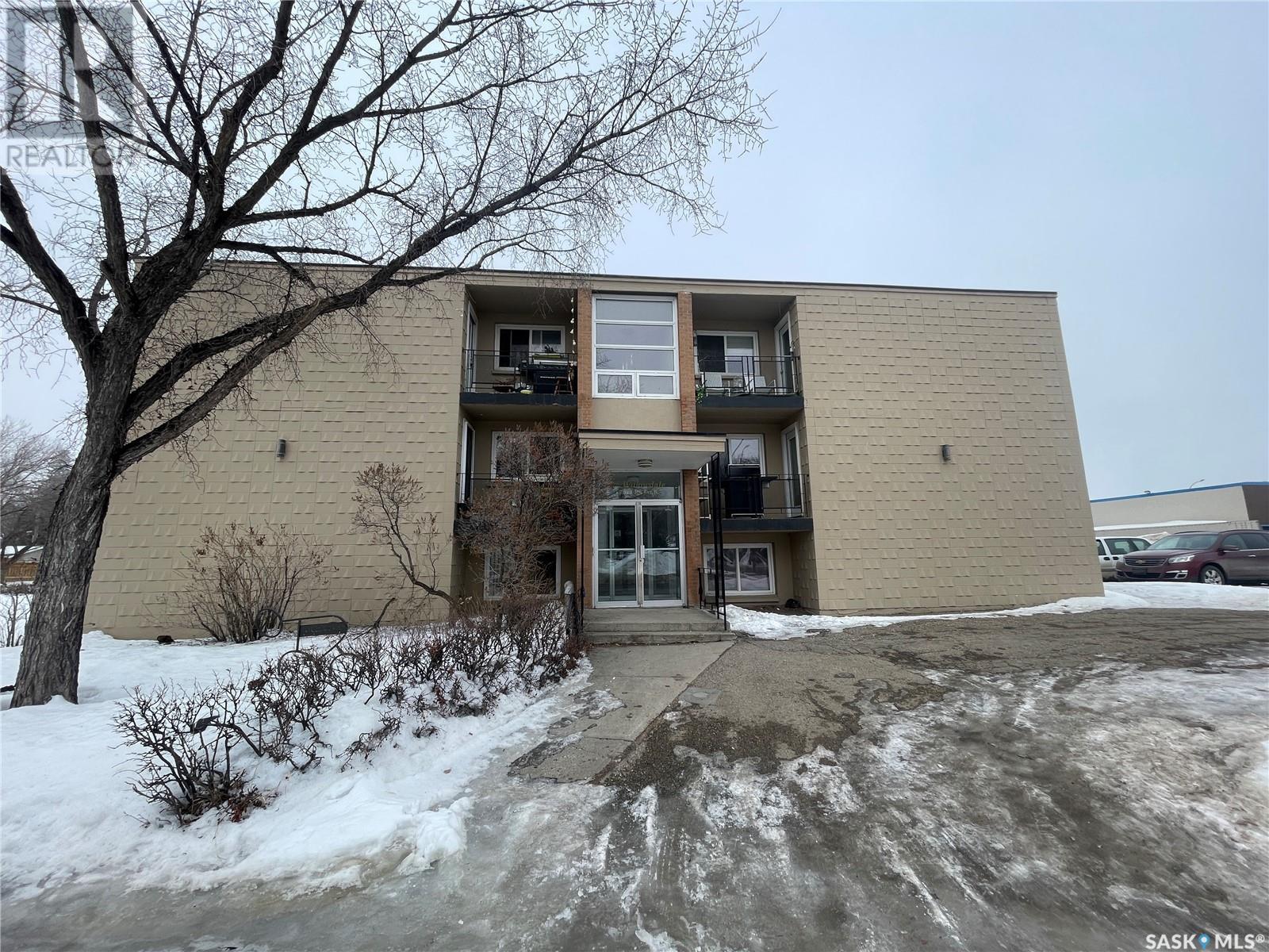 Property at 4 2620 5th AVENUE N image 1
