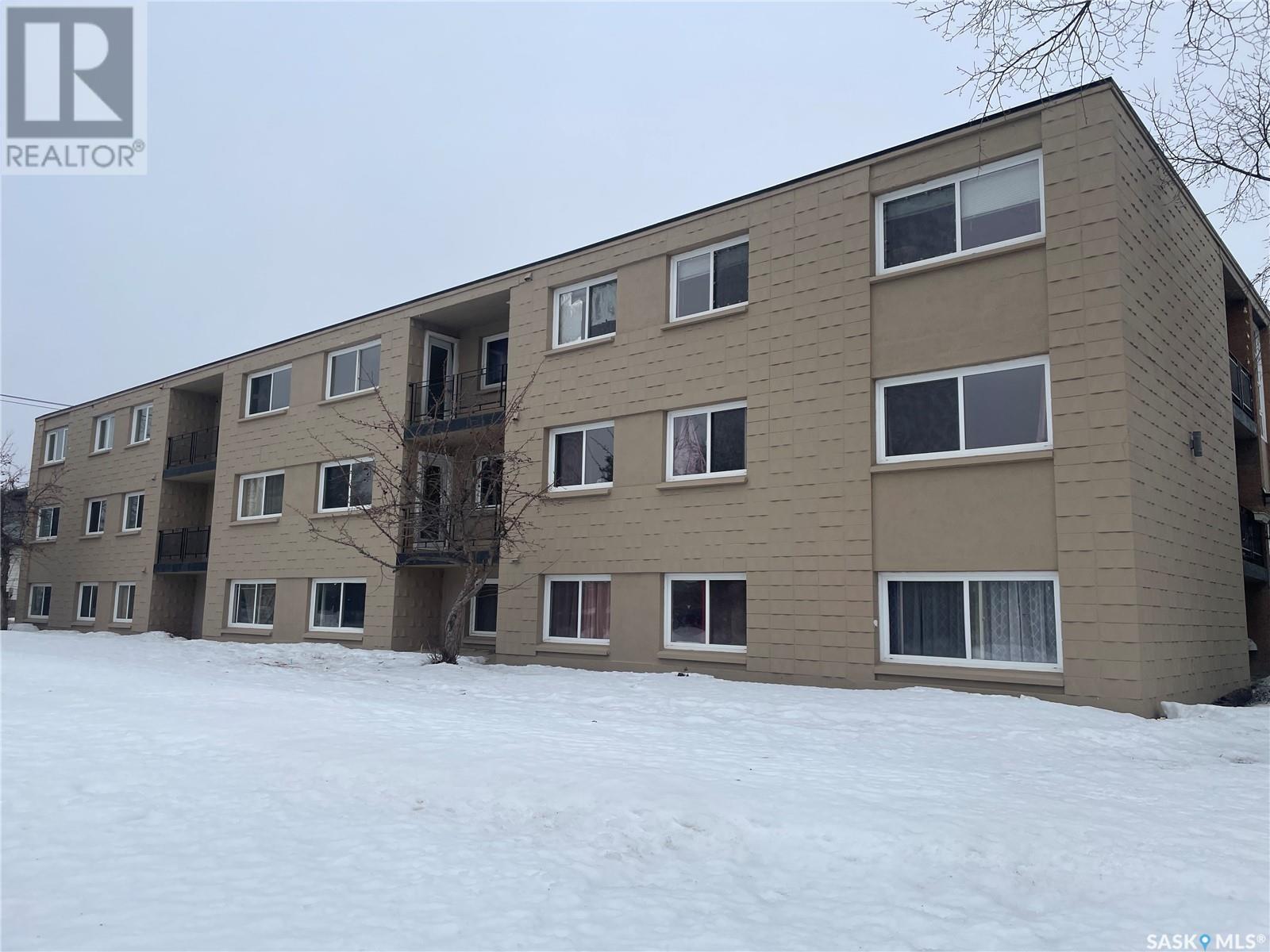 Property at 4 2620 5th AVENUE N image 2