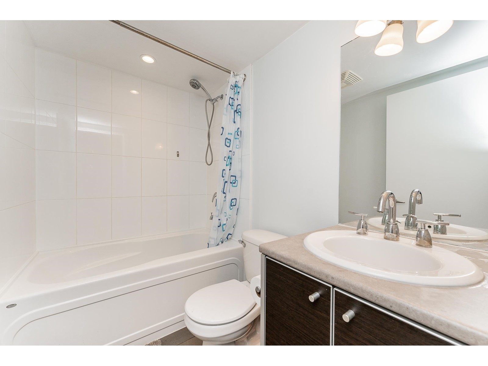 2503 9981 Whalley Boulevard, Surrey, British Columbia  V3T 0G6 - Photo 8 - R2979362