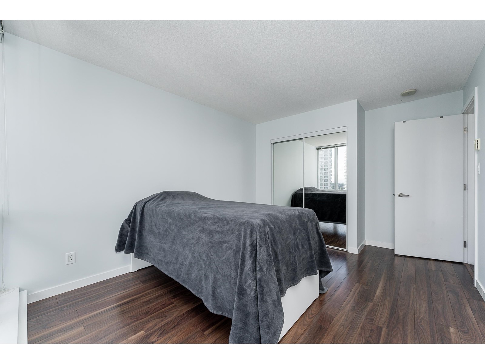 2503 9981 Whalley Boulevard, Surrey, British Columbia  V3T 0G6 - Photo 24 - R2979362