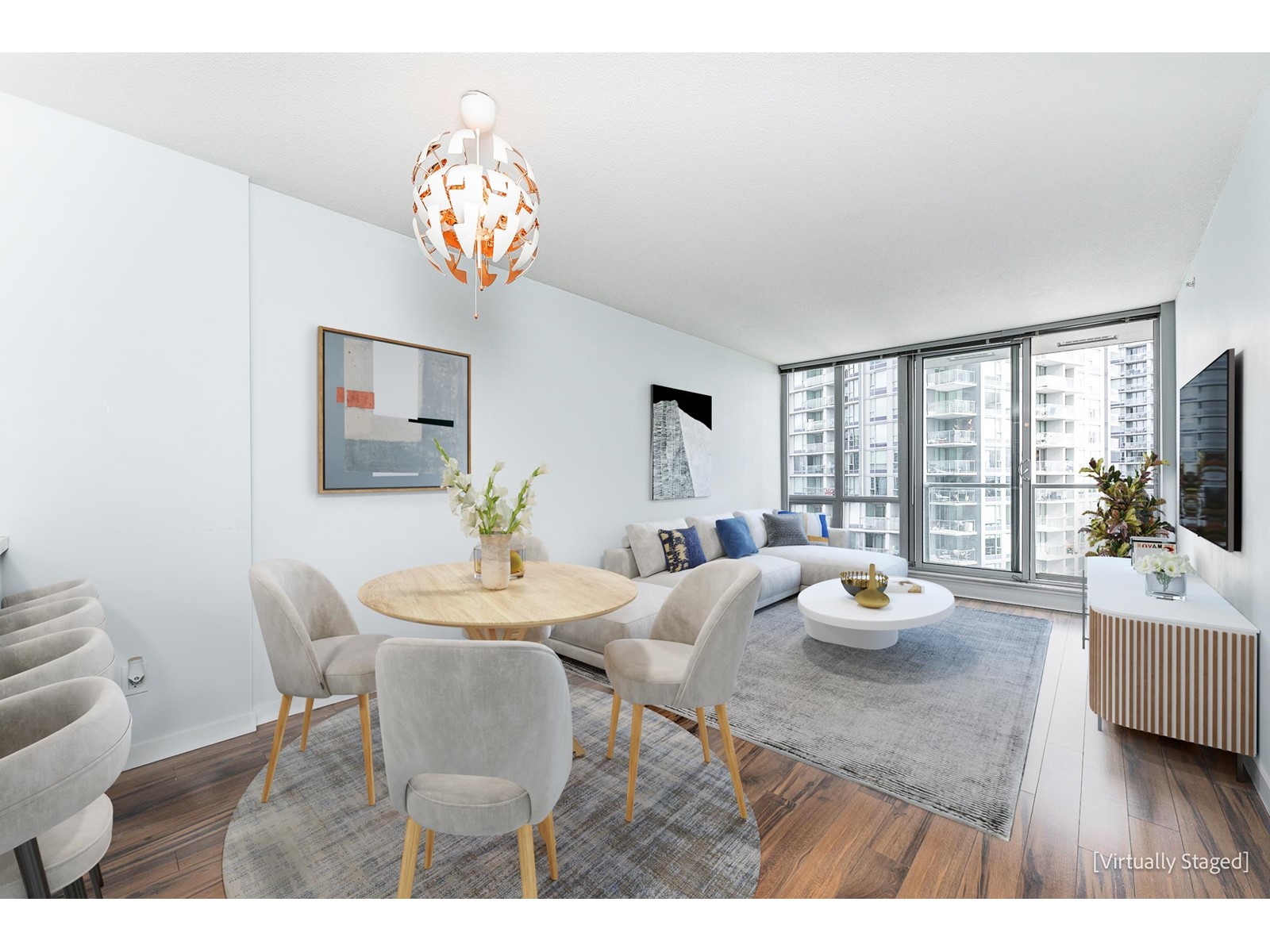 2503 9981 Whalley Boulevard, Surrey, British Columbia  V3T 0G6 - Photo 4 - R2979362