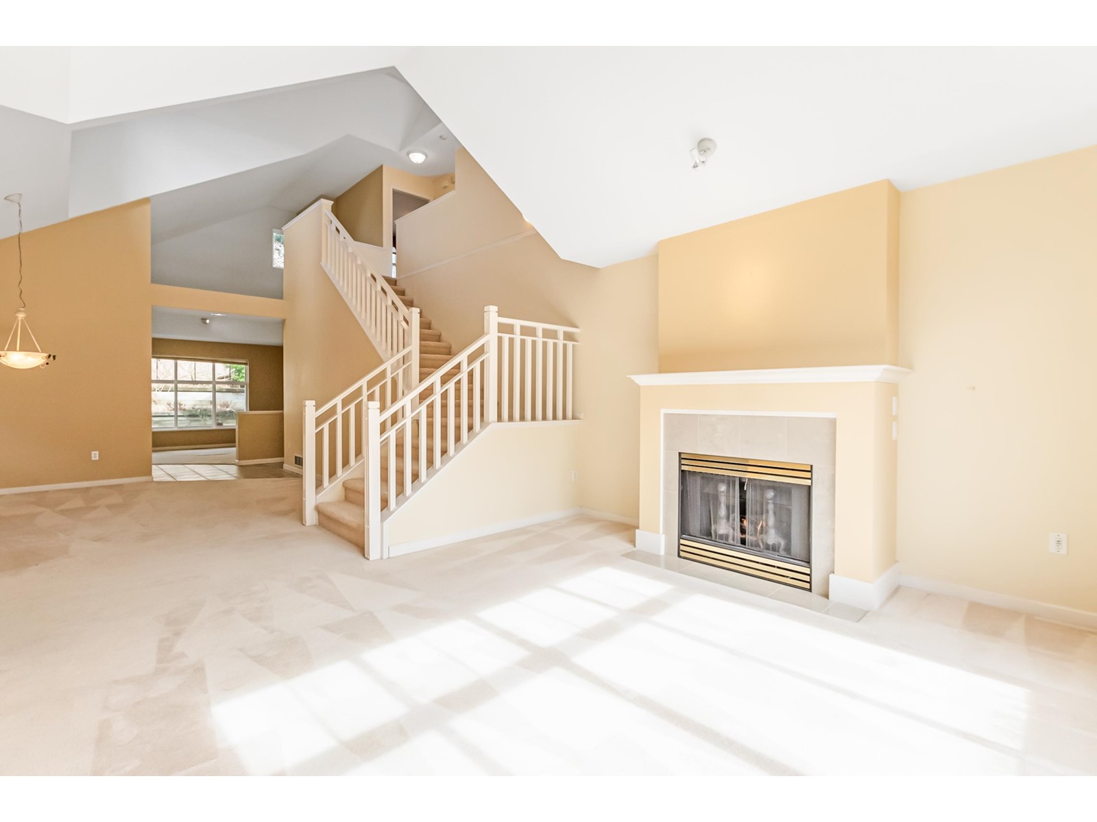 Property at 35 14877 33 AVENUE image 5